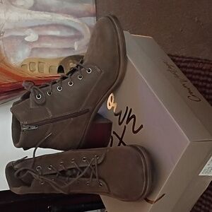 Olive Green Lace Up Boots Size 11m